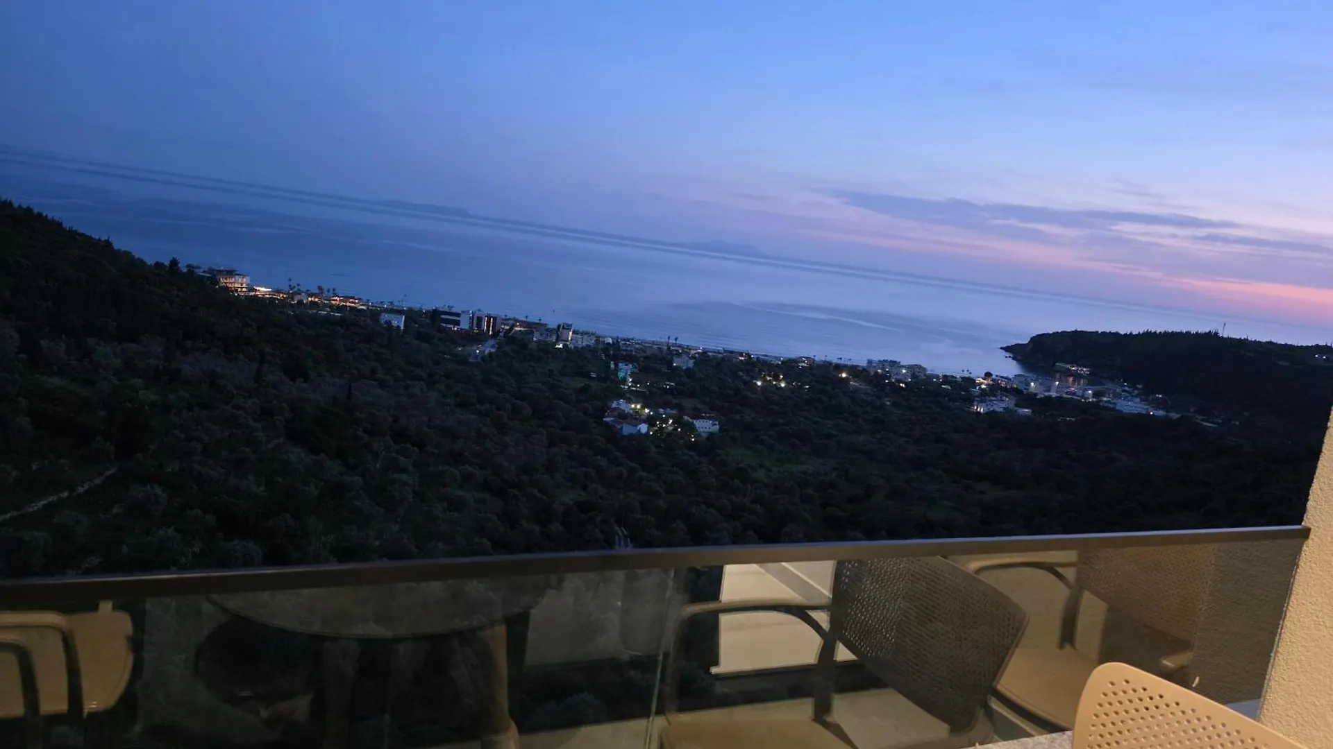 Wait 'N Sea Hotel Himare