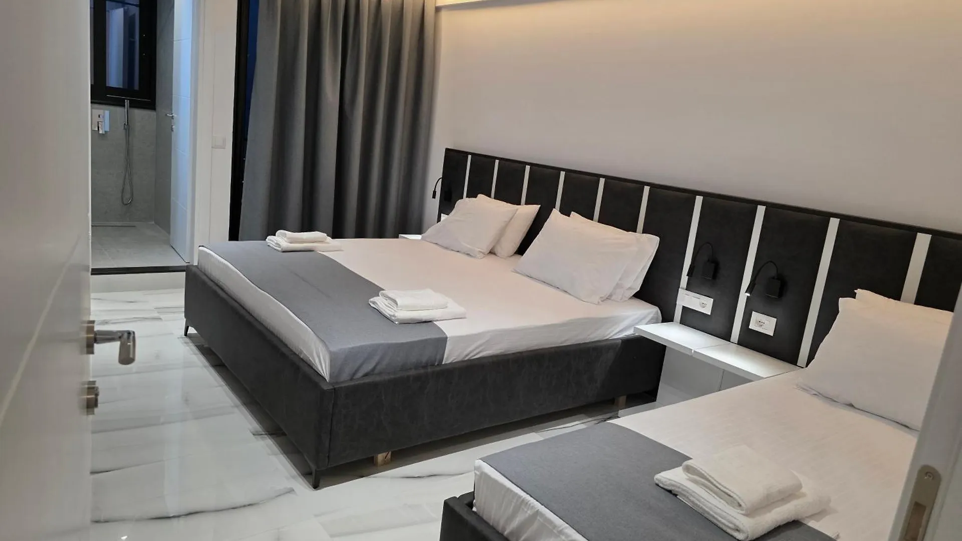Wait 'N Sea Hotel Himare