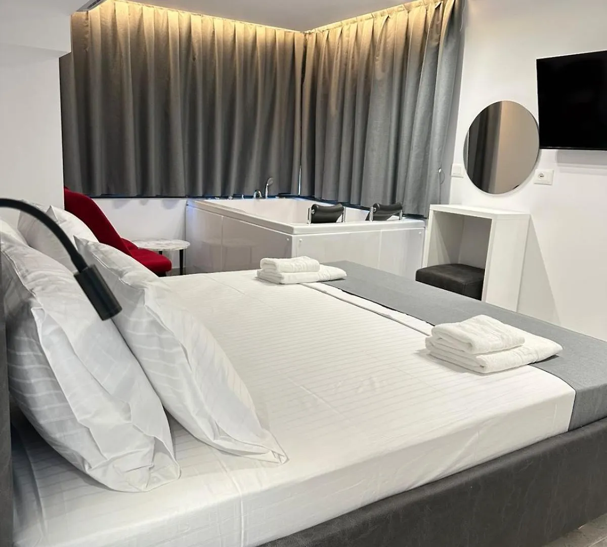 Wait 'N Sea Hotel Himare