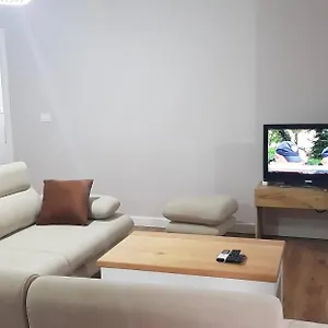 Ersa's Lovely Flat-2 Bedroom Apartamento
