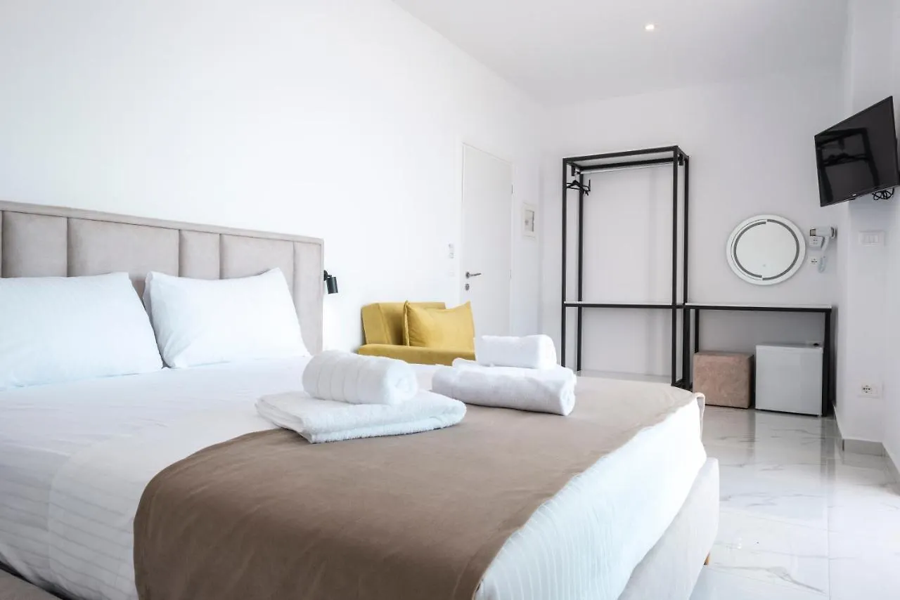 ****  Wait 'N Sea Hotel Himare Albânia