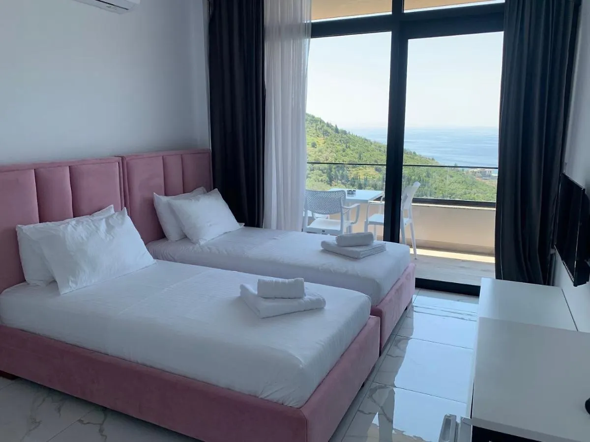Wait 'N Sea Hotel Himare 4*,  Albania