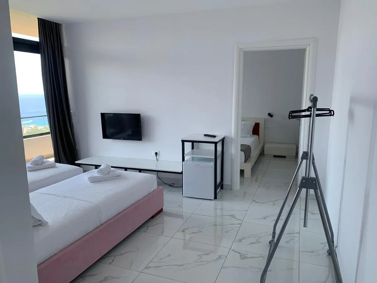 Hotel Wait 'N Sea Himara