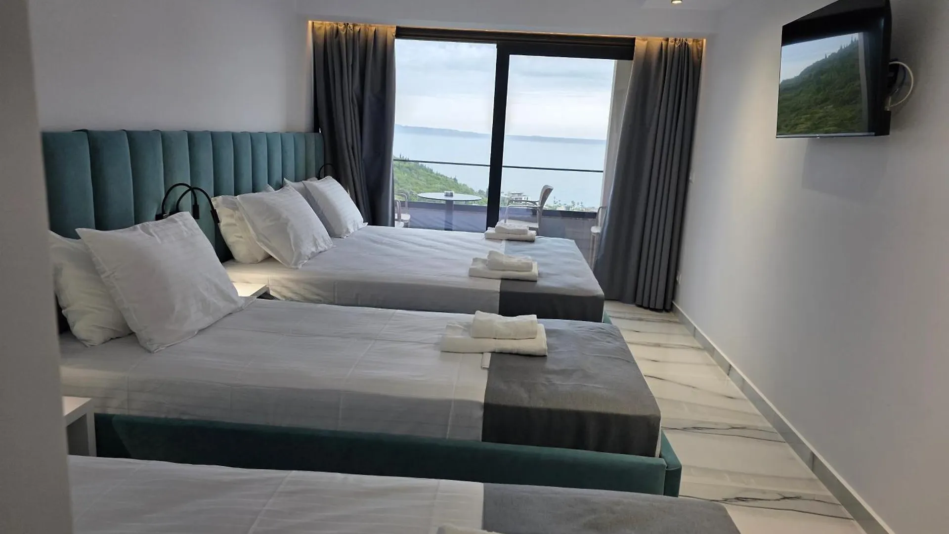 Wait 'N Sea Hotel Himare