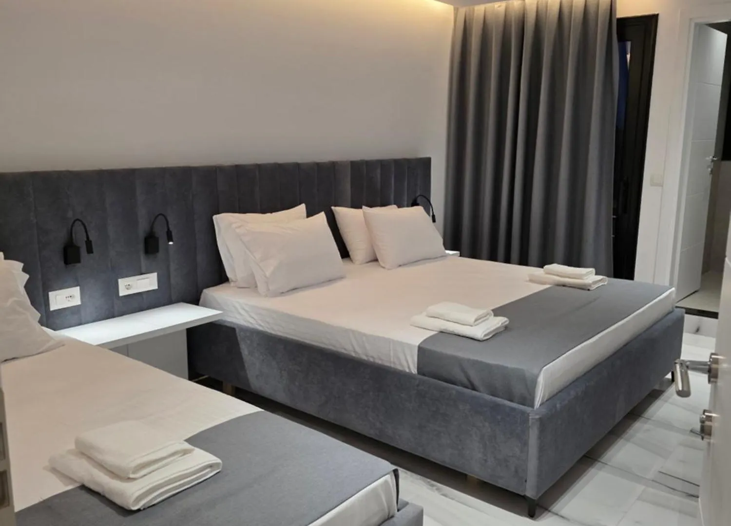 Hotel Wait 'N Sea Himara